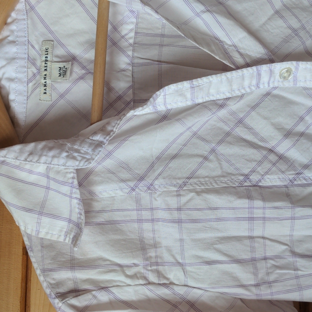 Banana Republic cotton button up shirt with purple Plaid print on white Medium